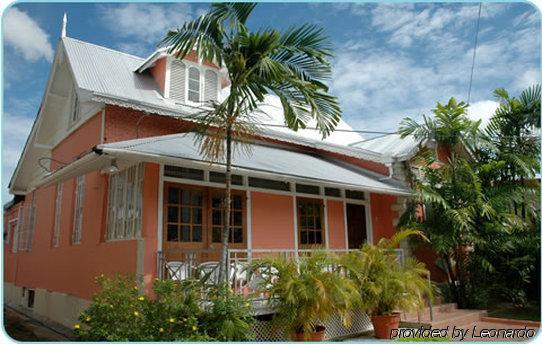 Inn At 87 Port of Spain Exterior photo